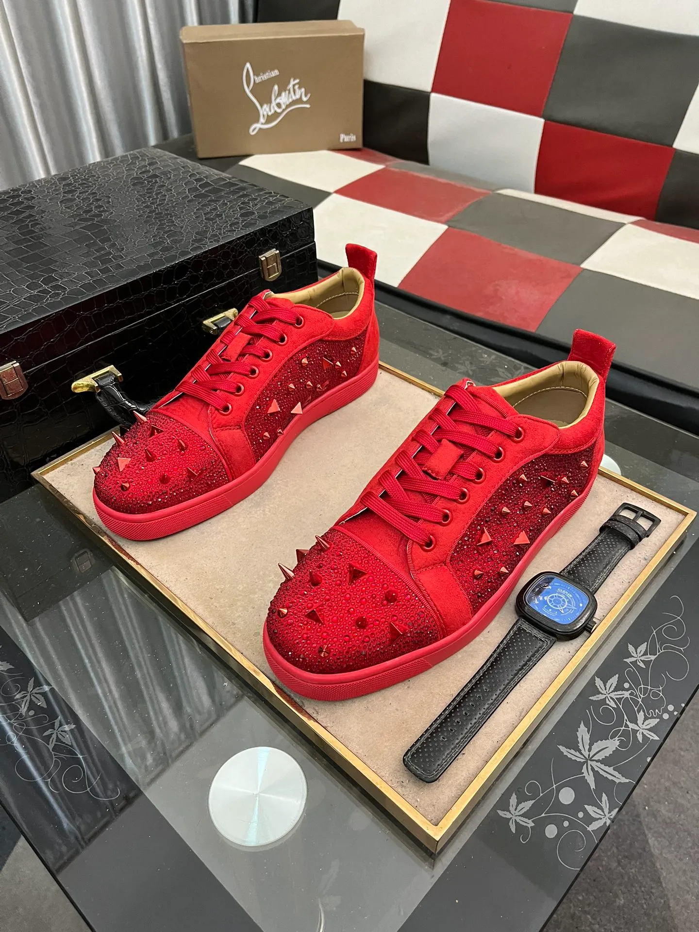 Men's shoes 💰480⌚️⌚️christian louboutin (CL red sole shoes) counter hot diamond series, casual sneakers 📢 📢 📢 Exclusive hot style release🎈🎈💪Movable latex feet👻Finished outsole line [Deyi] Global supply😝 [Top version]: Original imported cowhide upper, top original leather lining, original open-molded TPU outsole, original 1:1 detail processing, original shoe last, large number of ready-made code numbers: 38-44